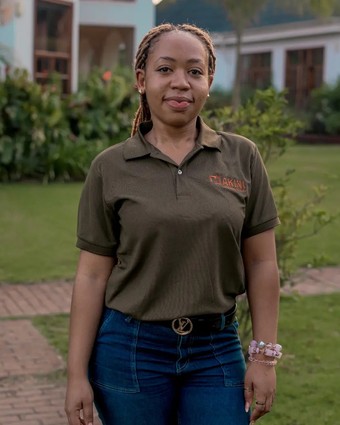 Amina, Makini Tanzania Safaris team member
